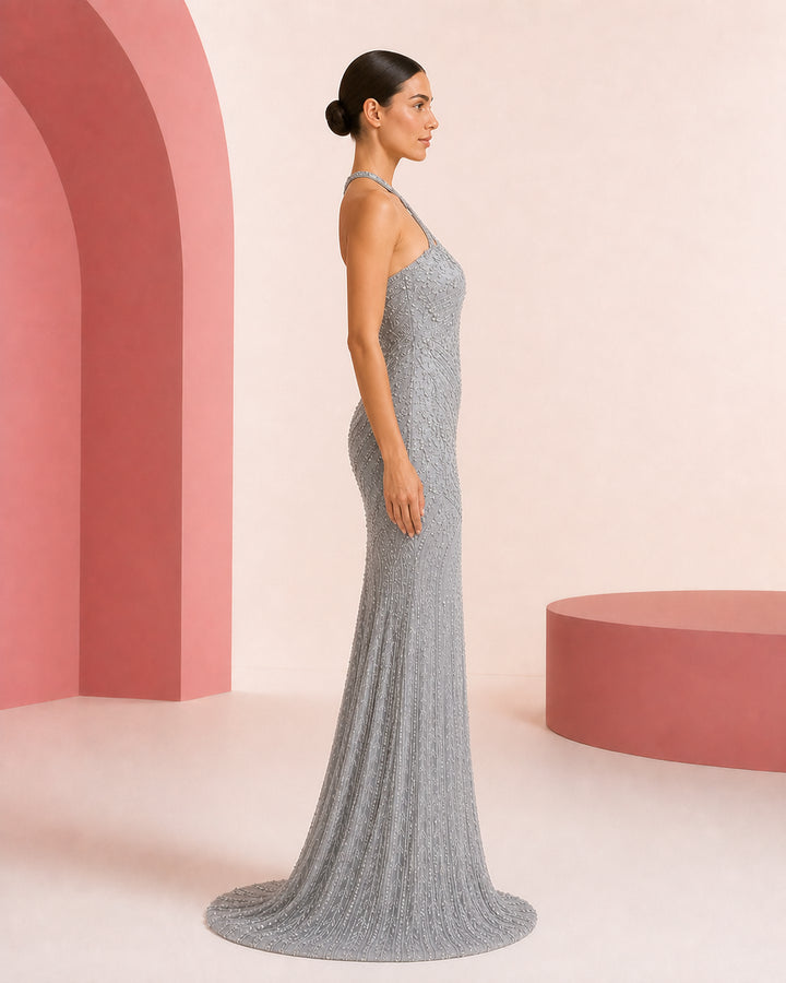 ثريا فضي beaded mermaid gown - من الجانب