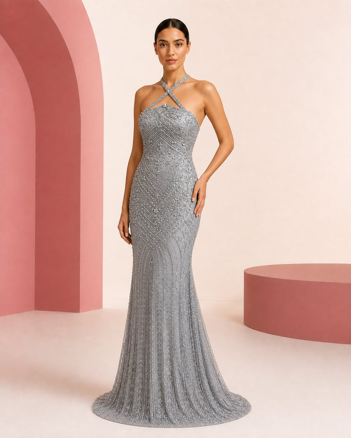 ثريا فضي beaded gown - زاوية ثلاثة أرباع من اليسار